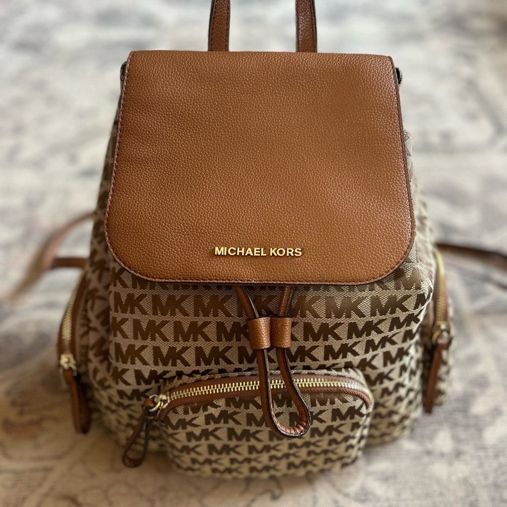 Michael Kors Abbey Large Logo Jacquard & Leather Backpack- Excellent Condition - Picture 4 of 14